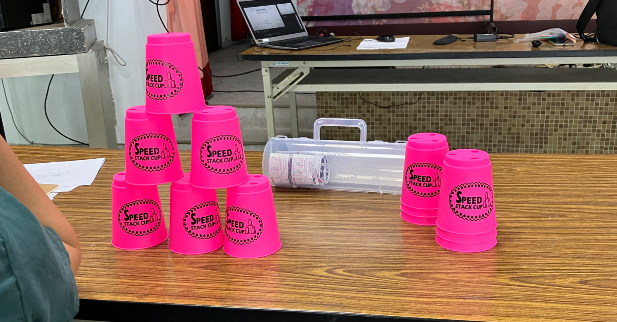 第9週：快手疊杯